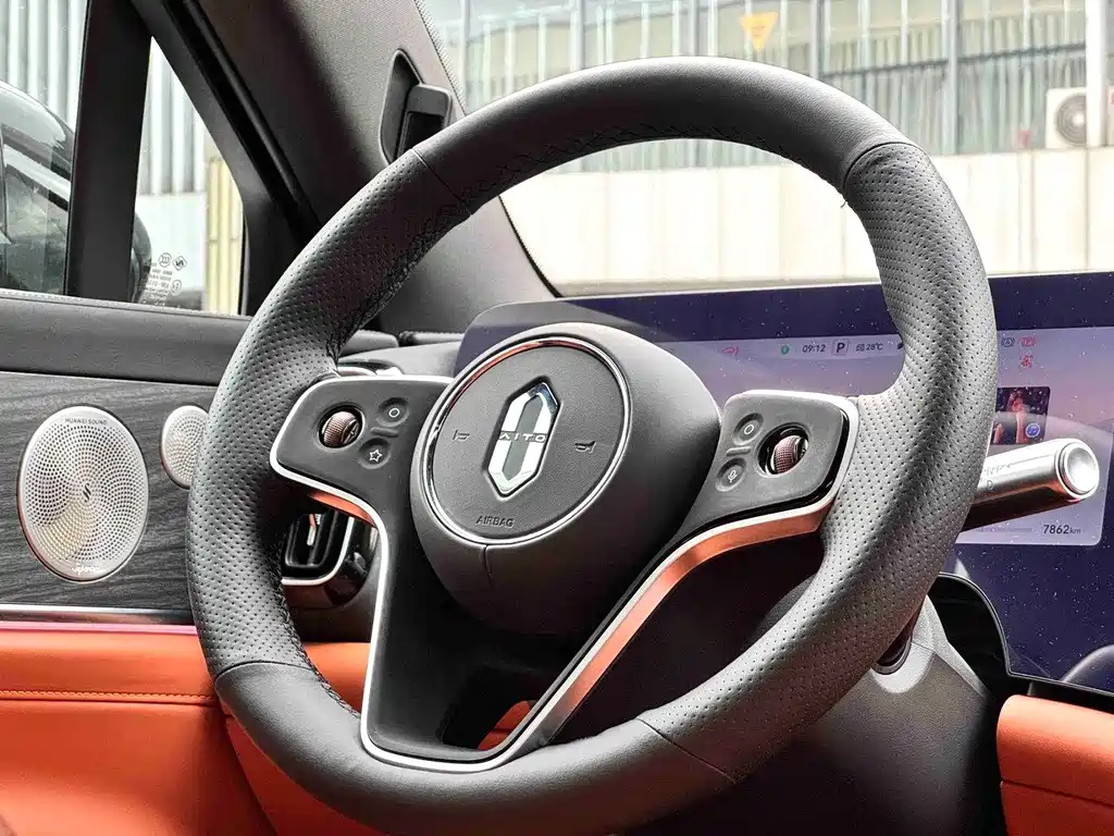 AITO AITO M9 — миниатюра 13