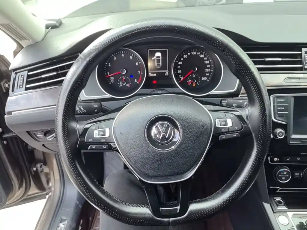 Volkswagen Magotan — миниатюра 11