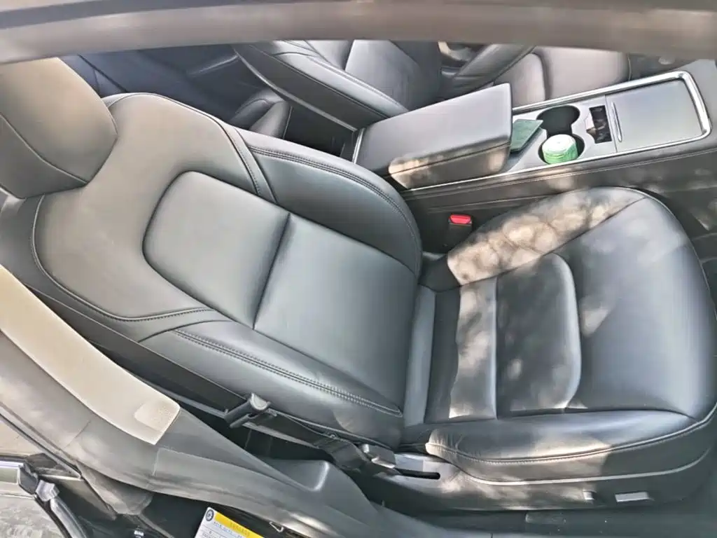Tesla Model 3 — миниатюра 25