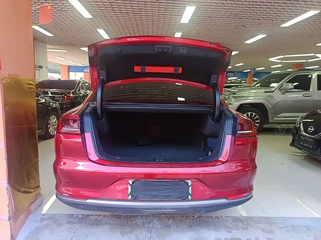 BYD Han — миниатюра 19