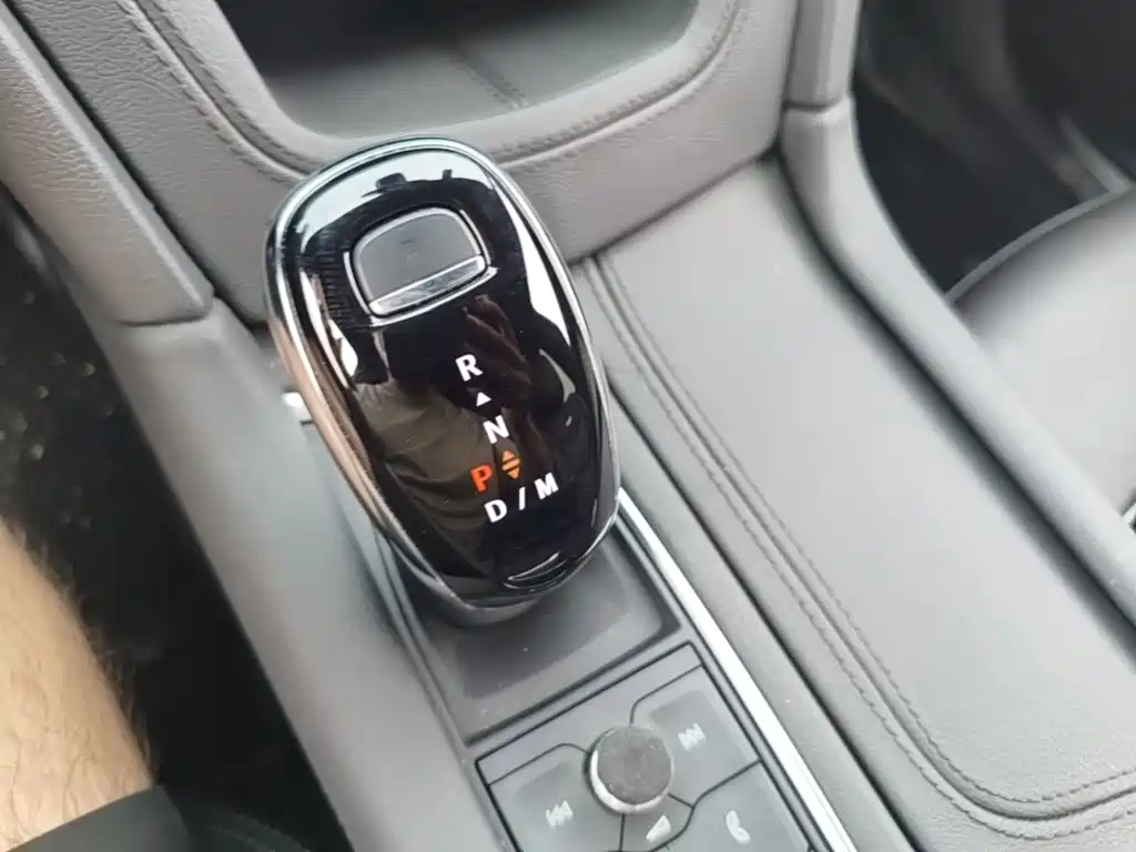 Cadillac XT5 — миниатюра 14