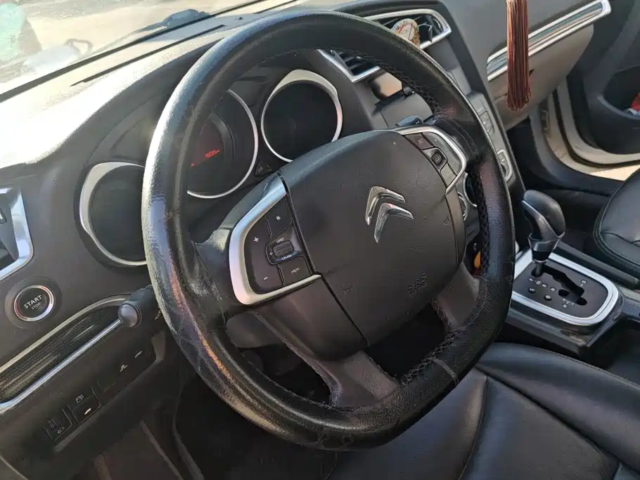 Citroen C4L — миниатюра 15
