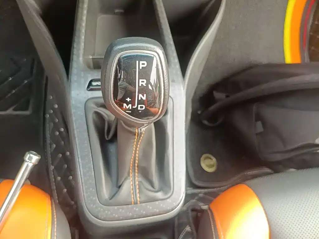 Geely Vision X1 — миниатюра 14