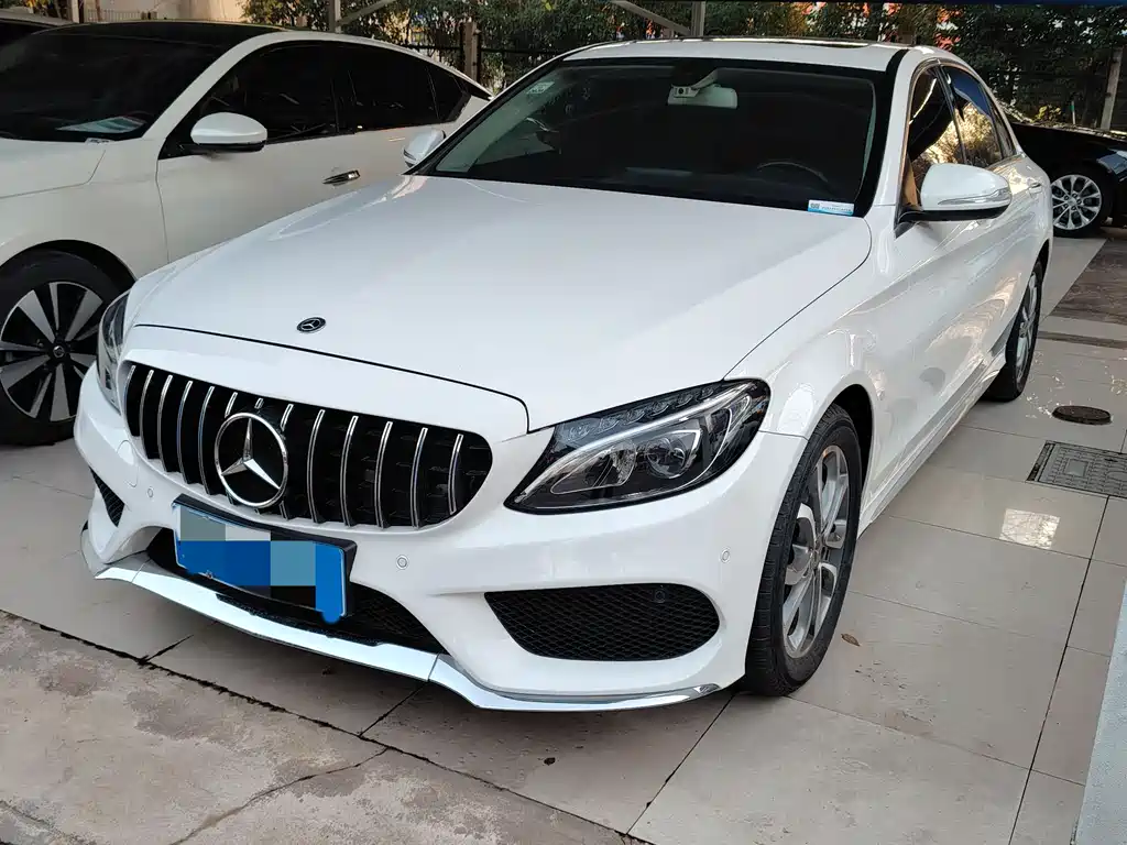 Mercedes-Benz C-Class 2018