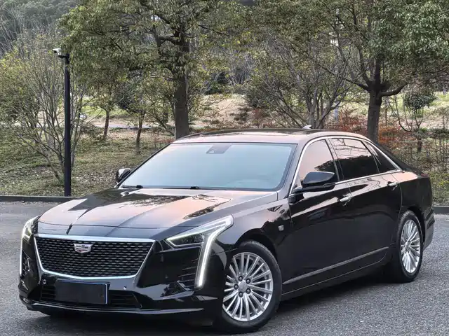 CADILLAC CT6