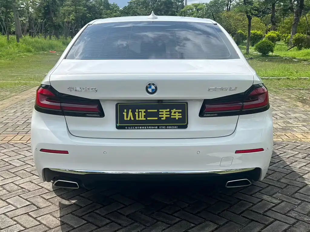 BMW 5 Series 5 2022 525Li Luxury