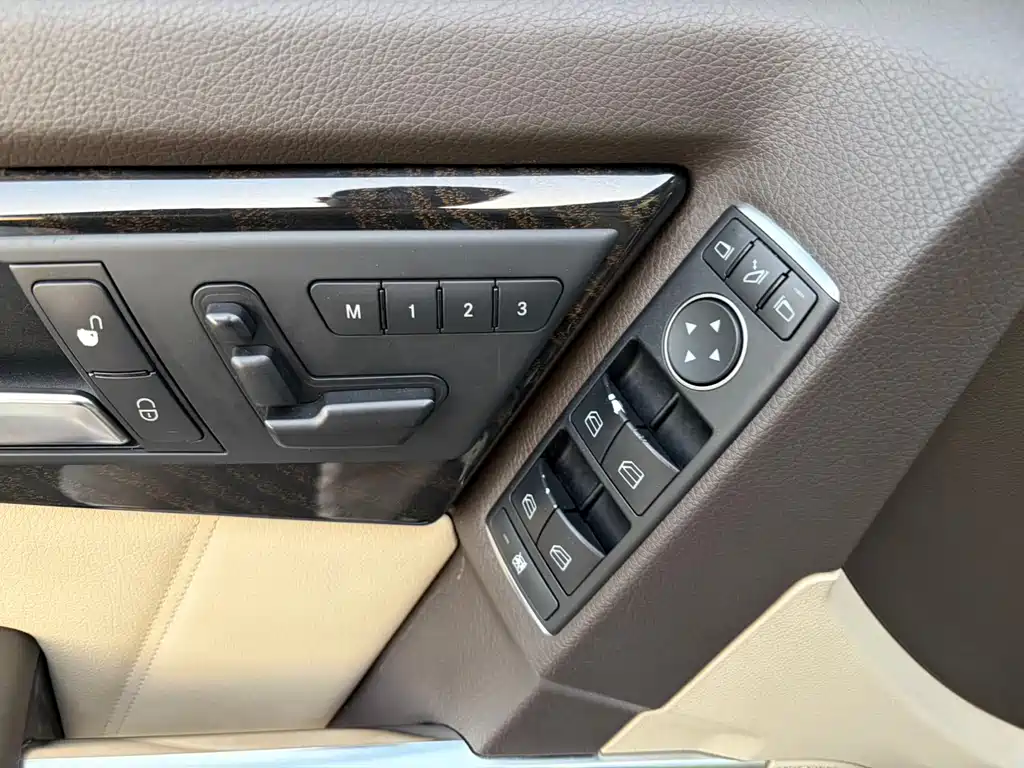 Mercedes-Benz GLK 2013 GLK 300 4MATIC Luxury