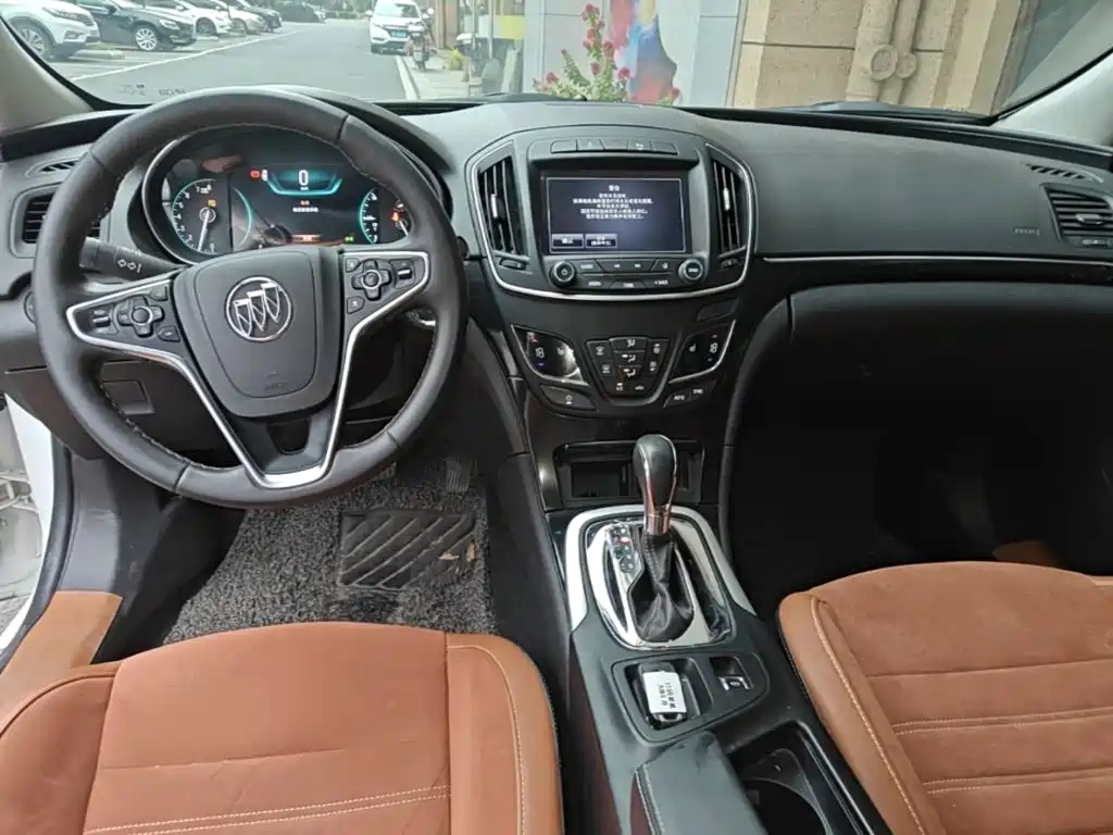 Buick Regal — миниатюра 10
