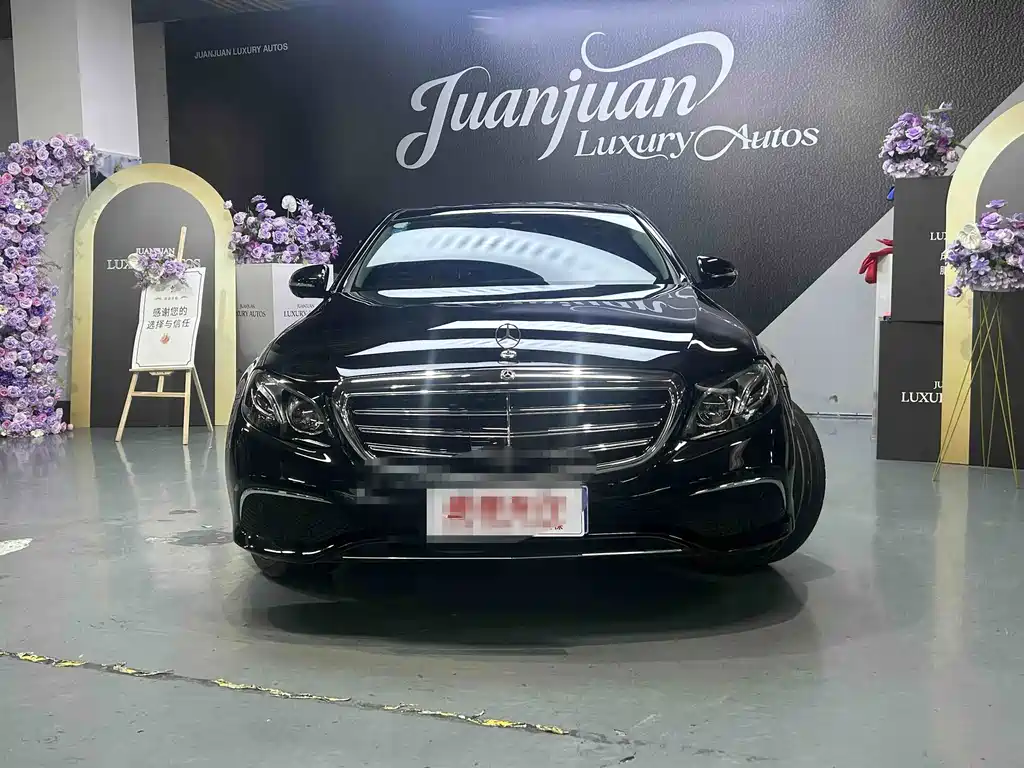 Mercedes-Benz E-Class — миниатюра 2