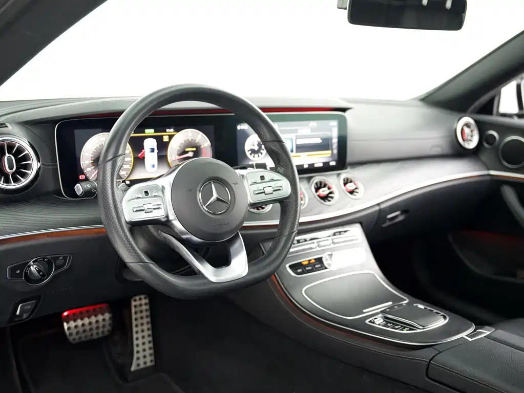 Mercedes-Benz E-Class (Import) — миниатюра 9