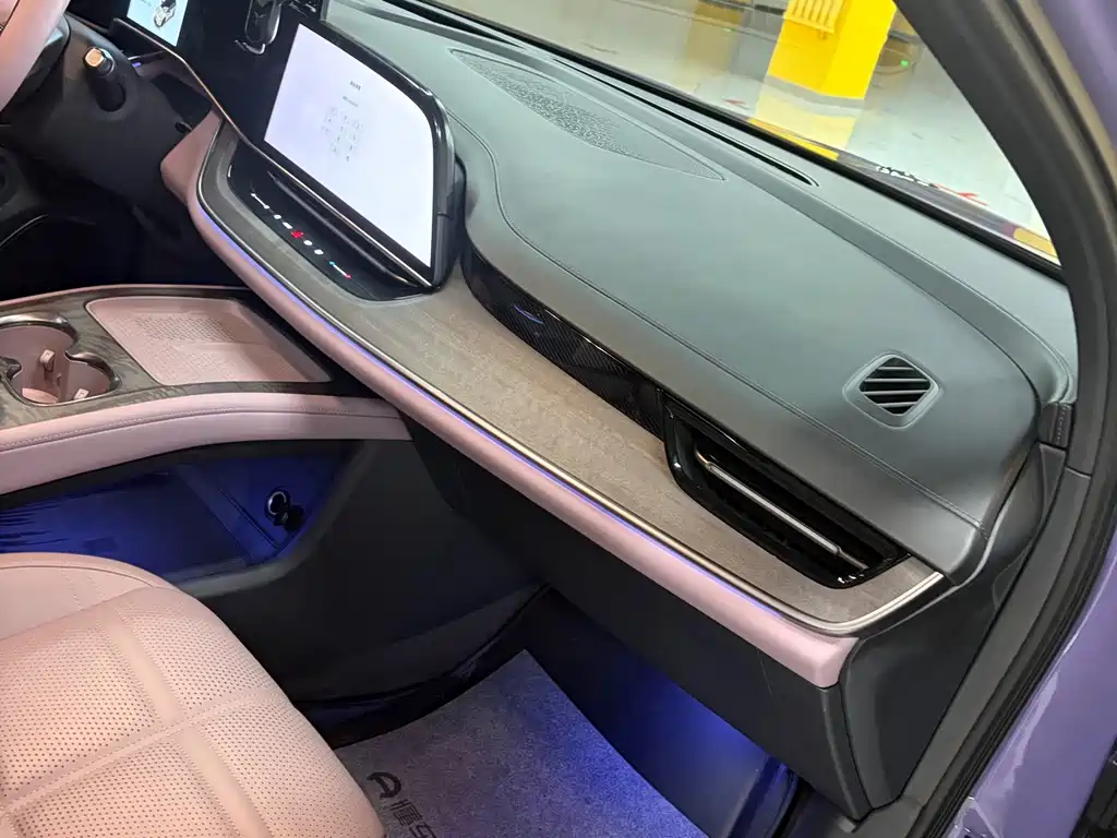 Hongqi Hongqi Tiangong 08 — миниатюра 6
