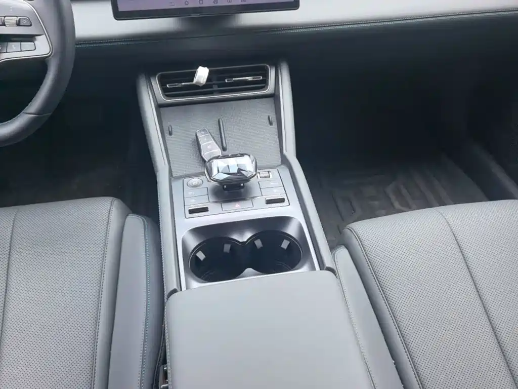 BYD Qin L — миниатюра 14