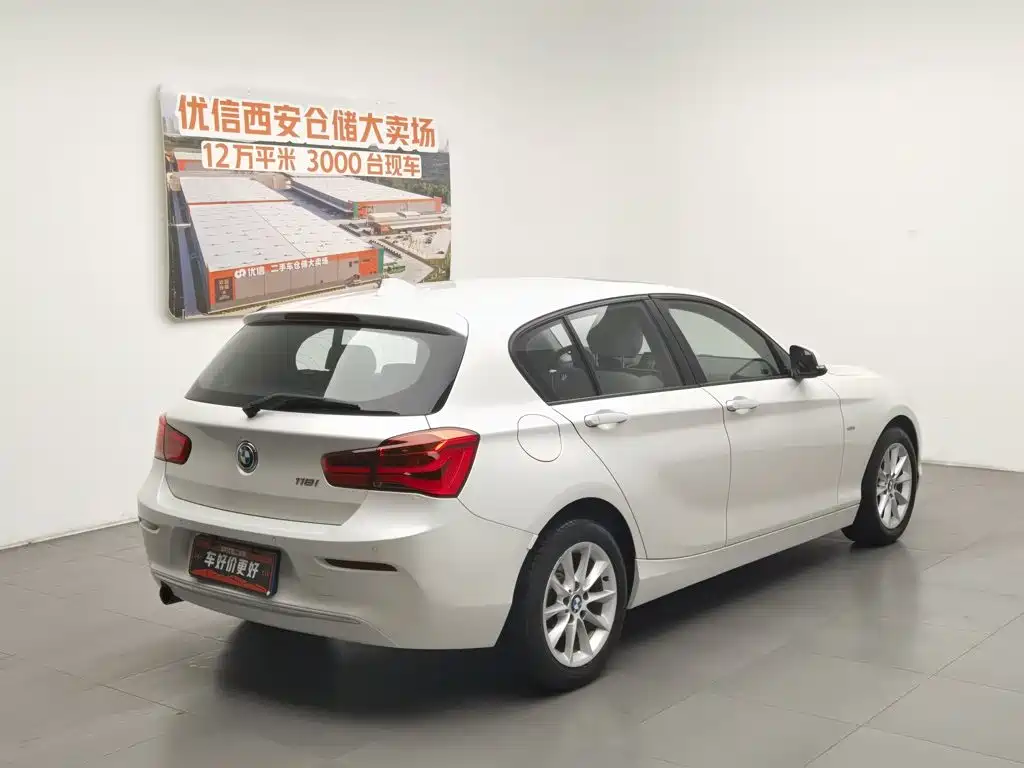 BMW 1 Series (Import) — миниатюра 2