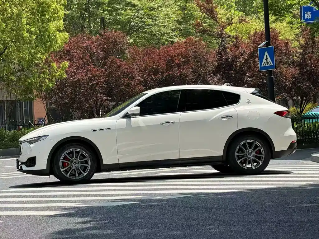 Maserati Levante 2021 3.0T Standard