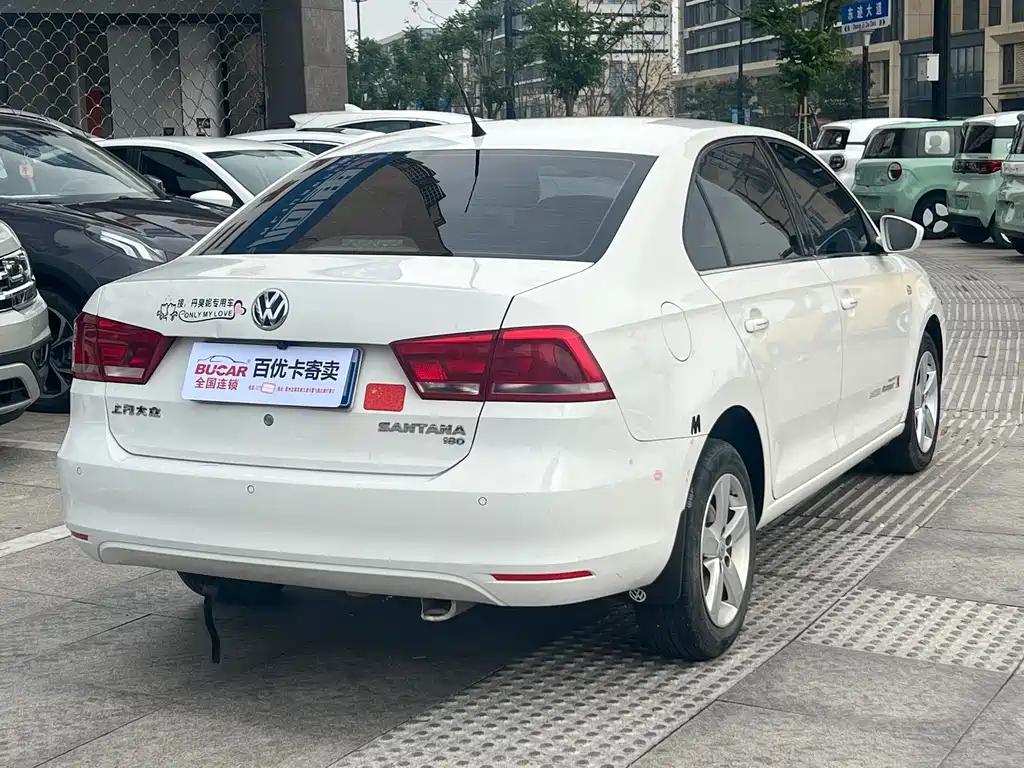 Volkswagen Santana — миниатюра 3