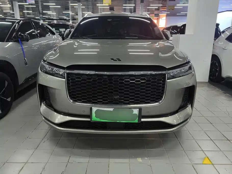 Li Auto Li ONE — миниатюра 2