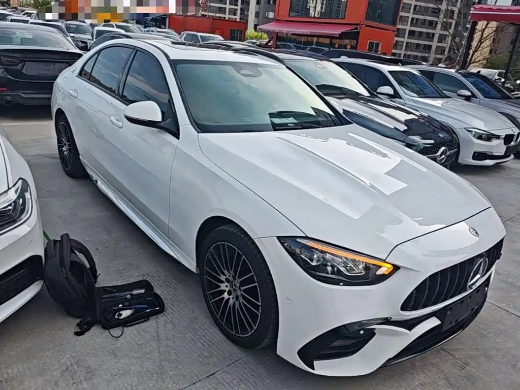 Mercedes-Benz C-Class — миниатюра 4