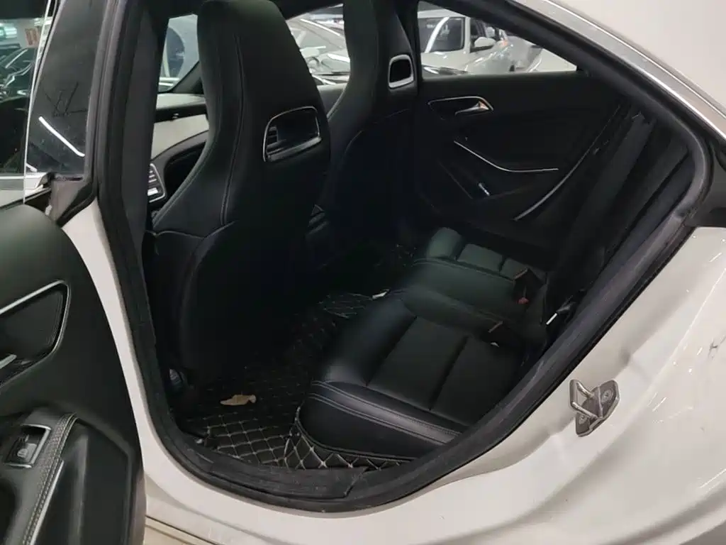 Mercedes-Benz CLA (Import) — миниатюра 17