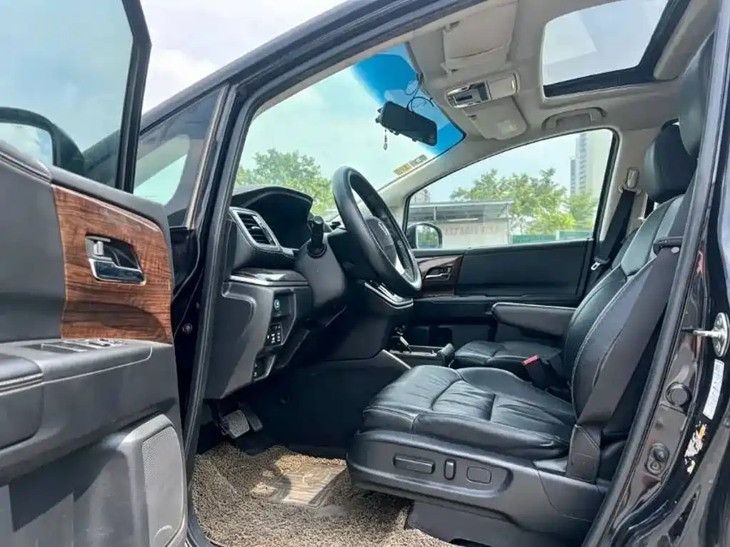 Honda Odyssey — миниатюра 4