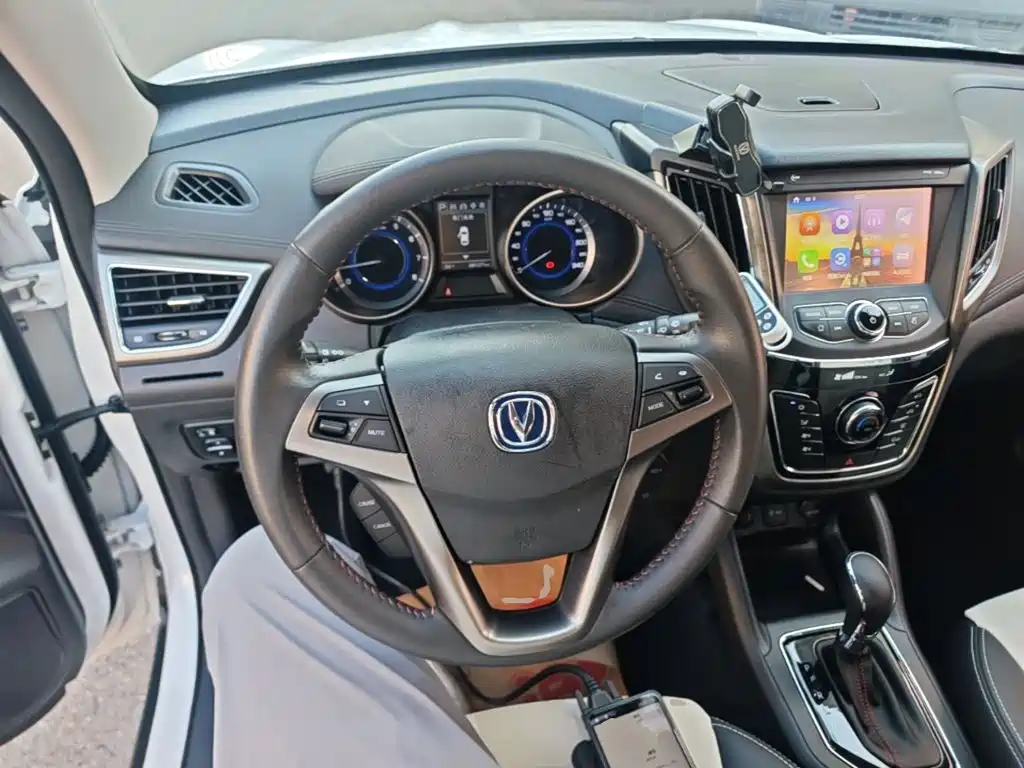 Changan CS35 — миниатюра 11