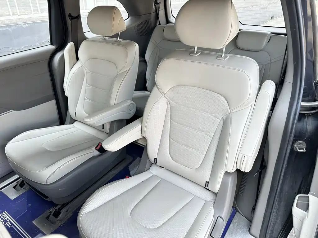 Hyundai Custo — миниатюра 13