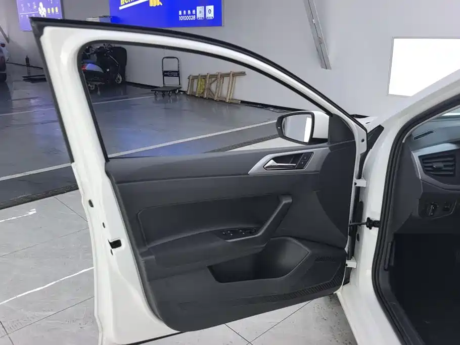Volkswagen Polo 2019 Plus 1.5L AT