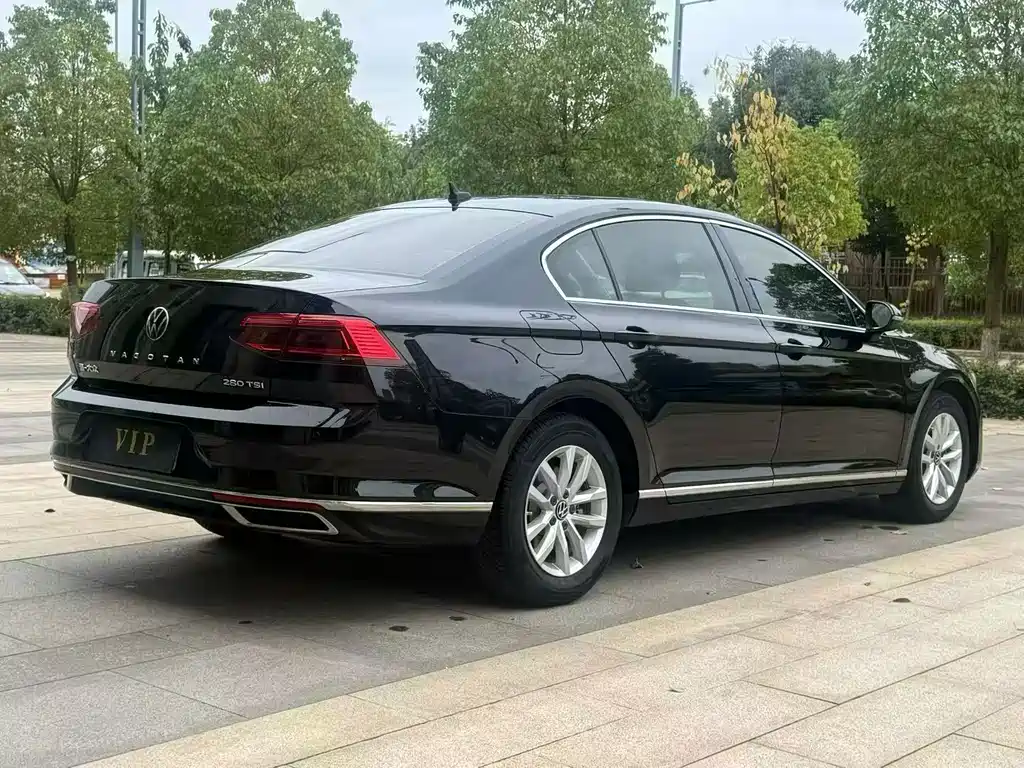 Volkswagen Magotan — миниатюра 4