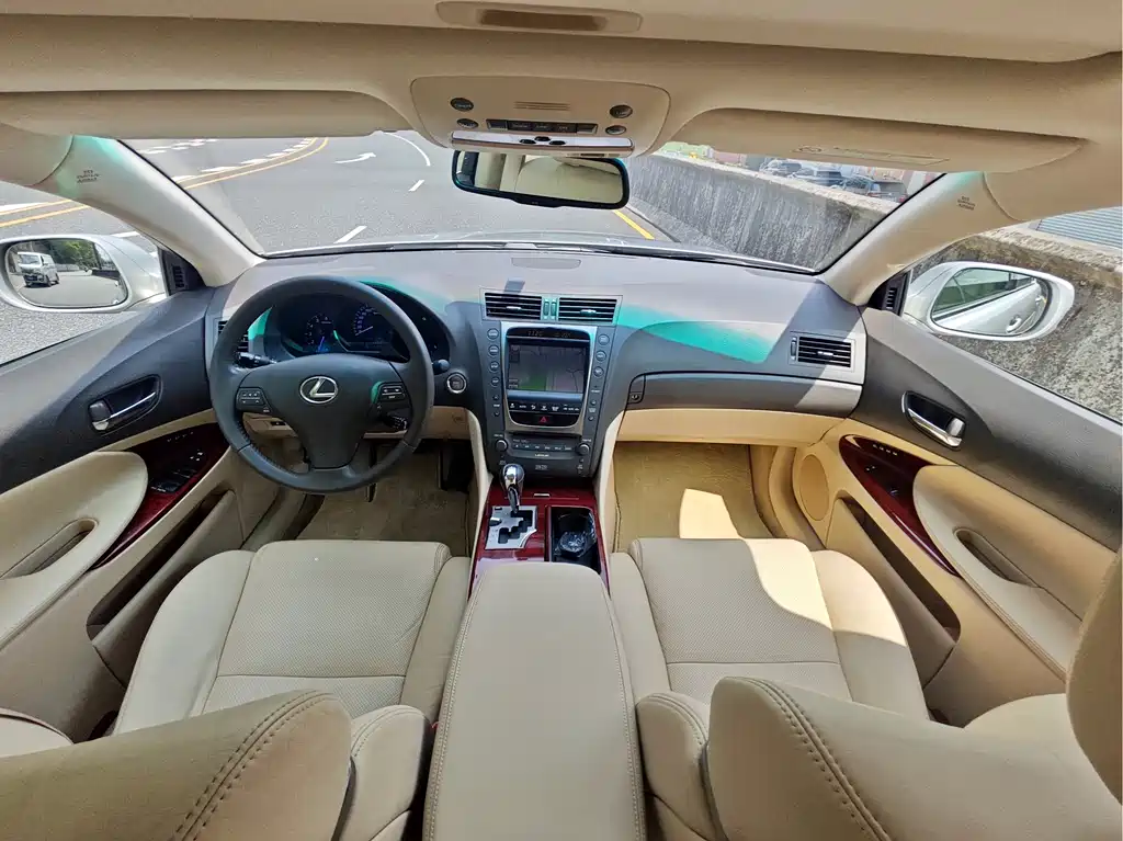 Lexus GS — миниатюра 12