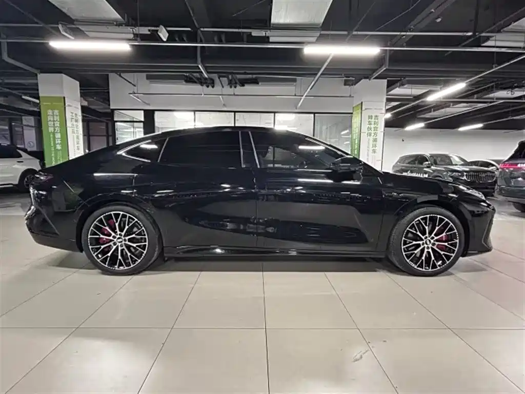 GEELY GALAXY GALAXY E8