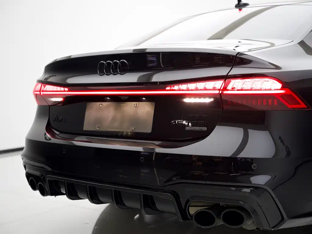 Audi A7L — миниатюра 17