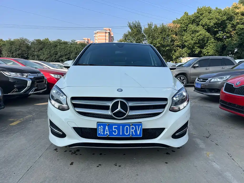 Mercedes-Benz B-Class — миниатюра 2