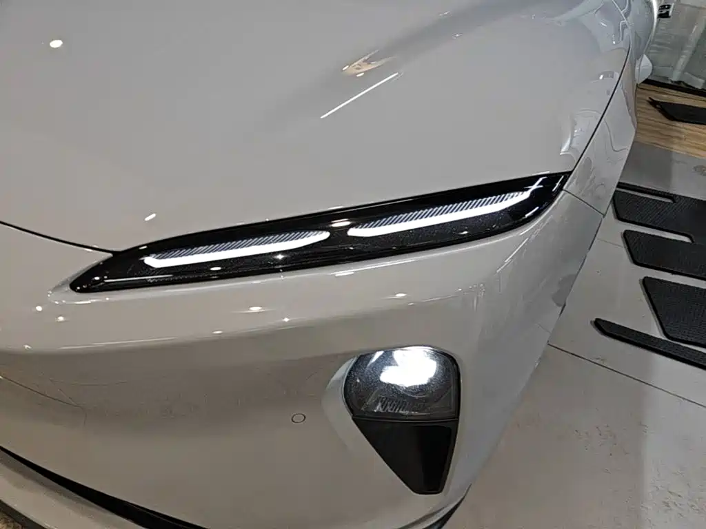 NIO ET5 — миниатюра 24