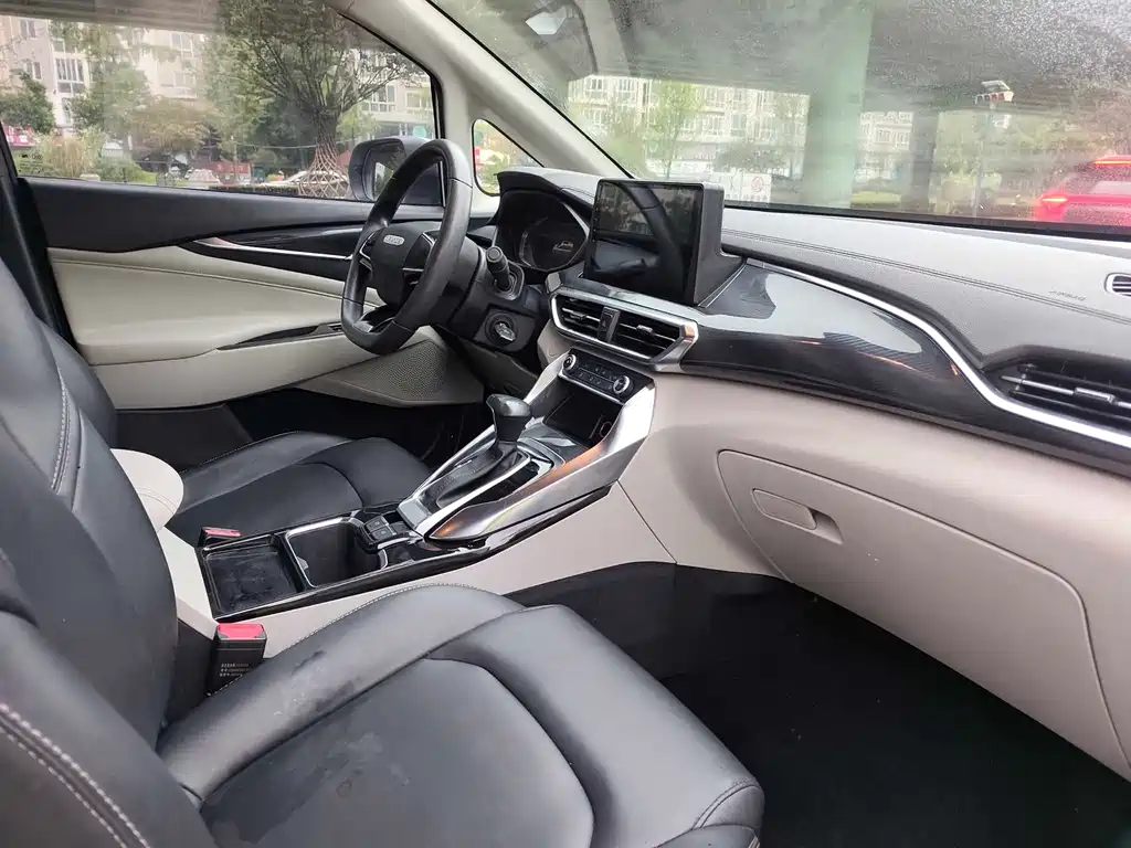 SAIC MAXUS CHASE G50