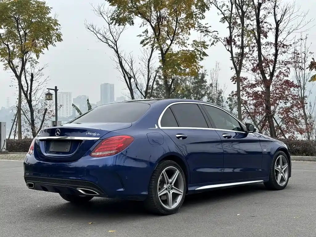 MERCEDES-BENZ C CLASS