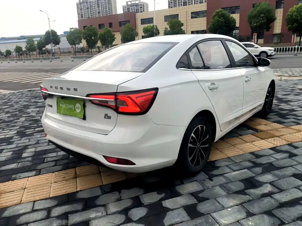 Roewe i5 — миниатюра 7