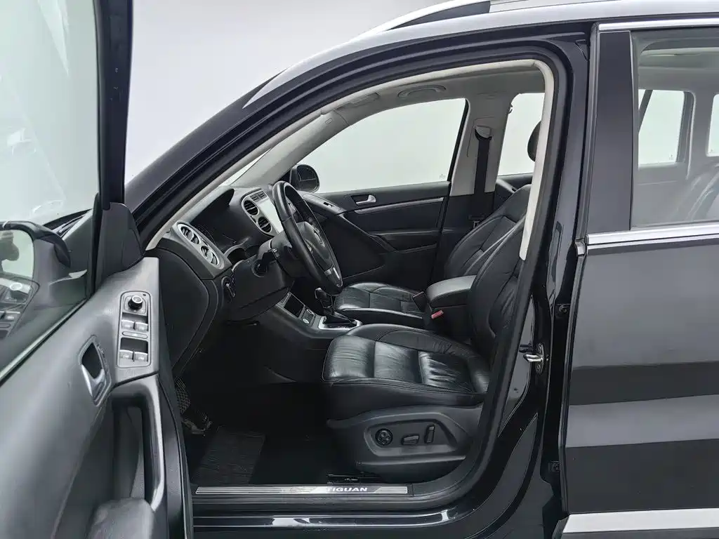 Volkswagen Tiguan — миниатюра 10