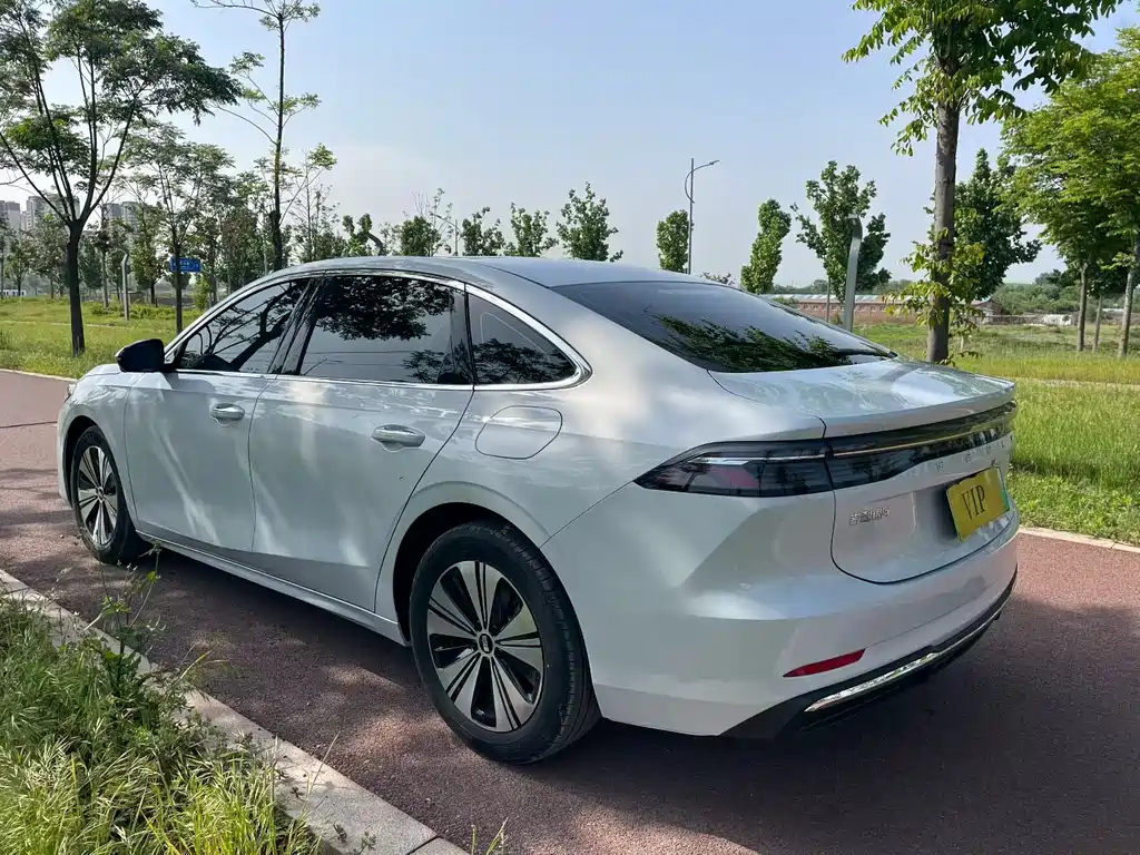 Geely Galaxy Galaxy A7 EM A7 EM 2025 EM-i 150km Premium