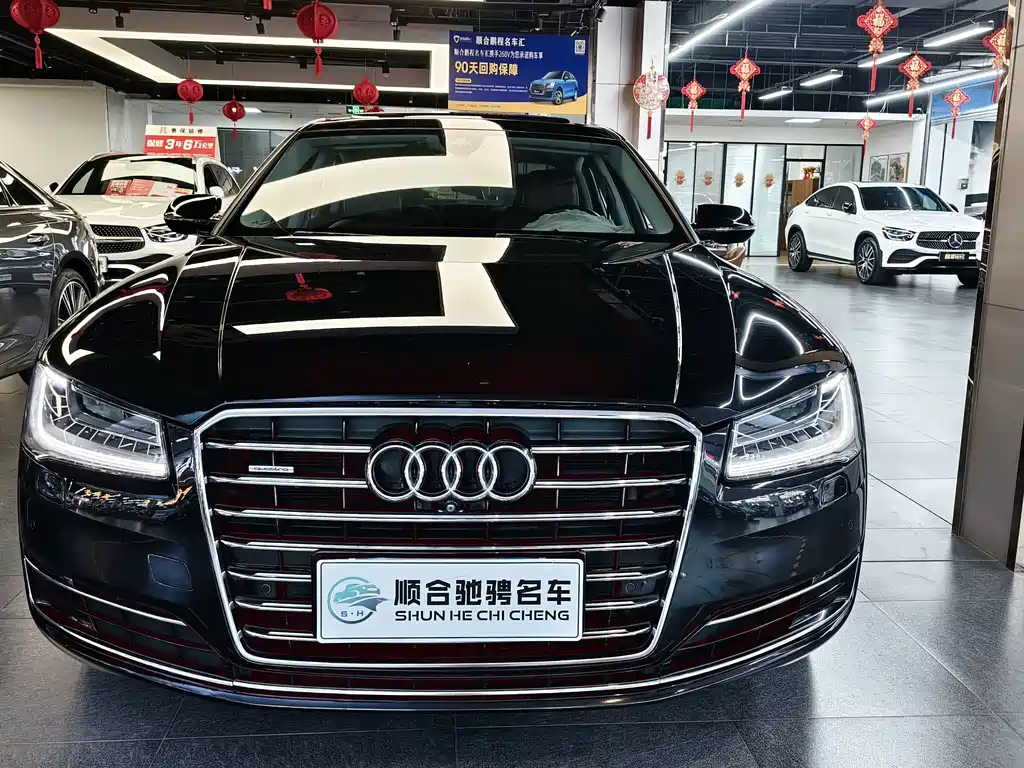 Audi A8 — миниатюра 3