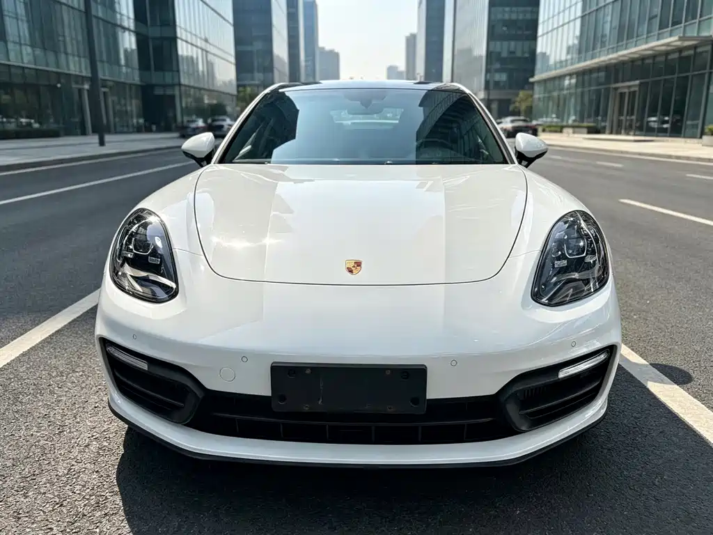 Porsche Panamera — миниатюра 2