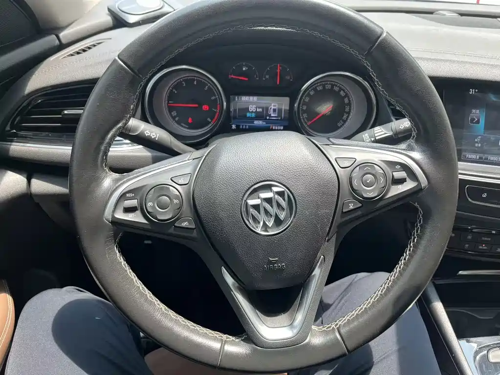 Buick Regal — миниатюра 11