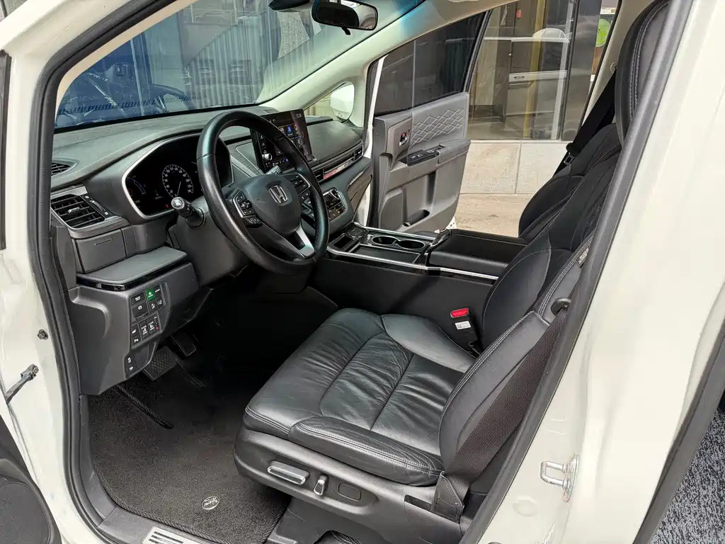 Honda Elysion — миниатюра 10