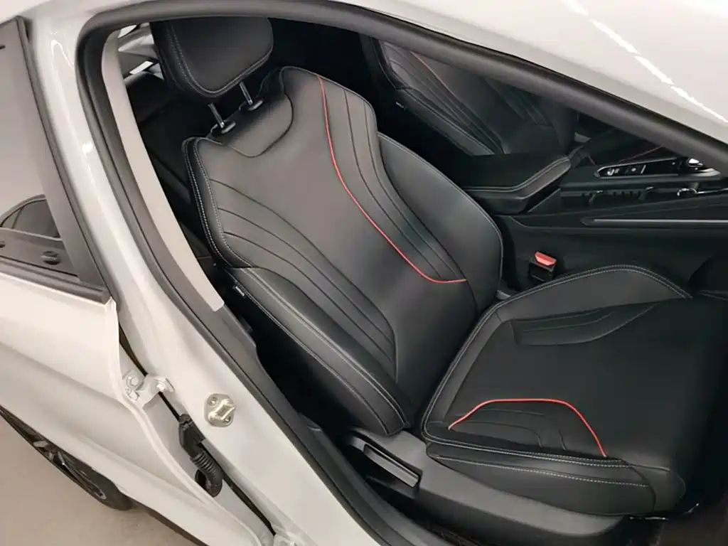 Geely Binrui — миниатюра 25