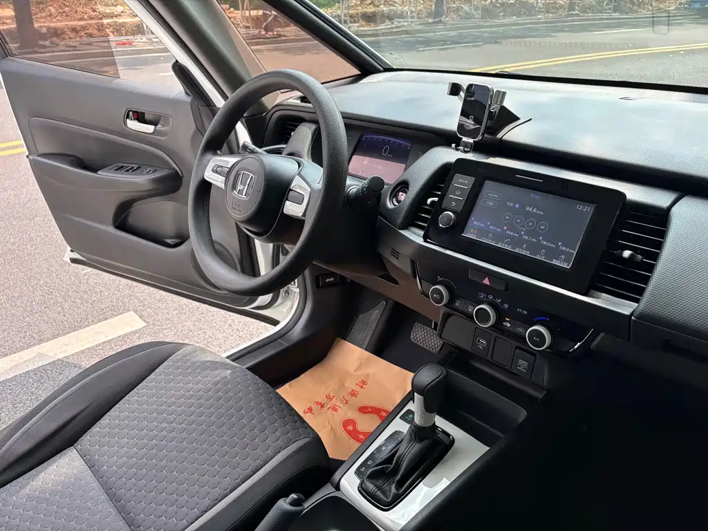 Honda Fit — миниатюра 23
