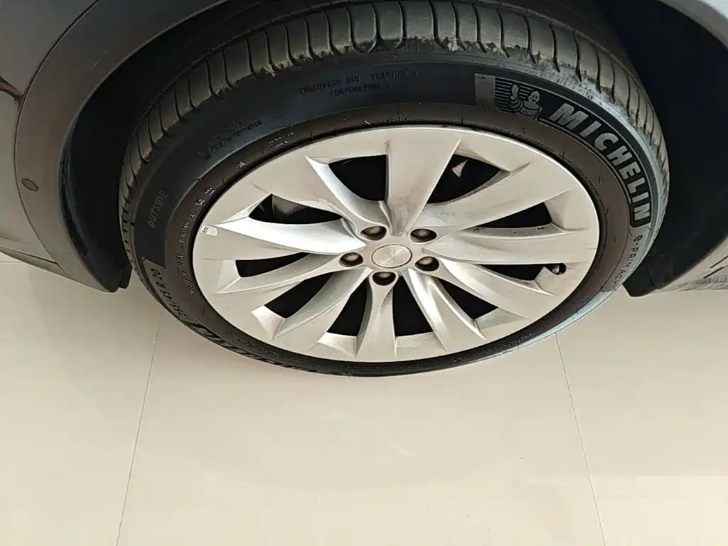 Tesla Model X — фотографии объявления, Фото 23