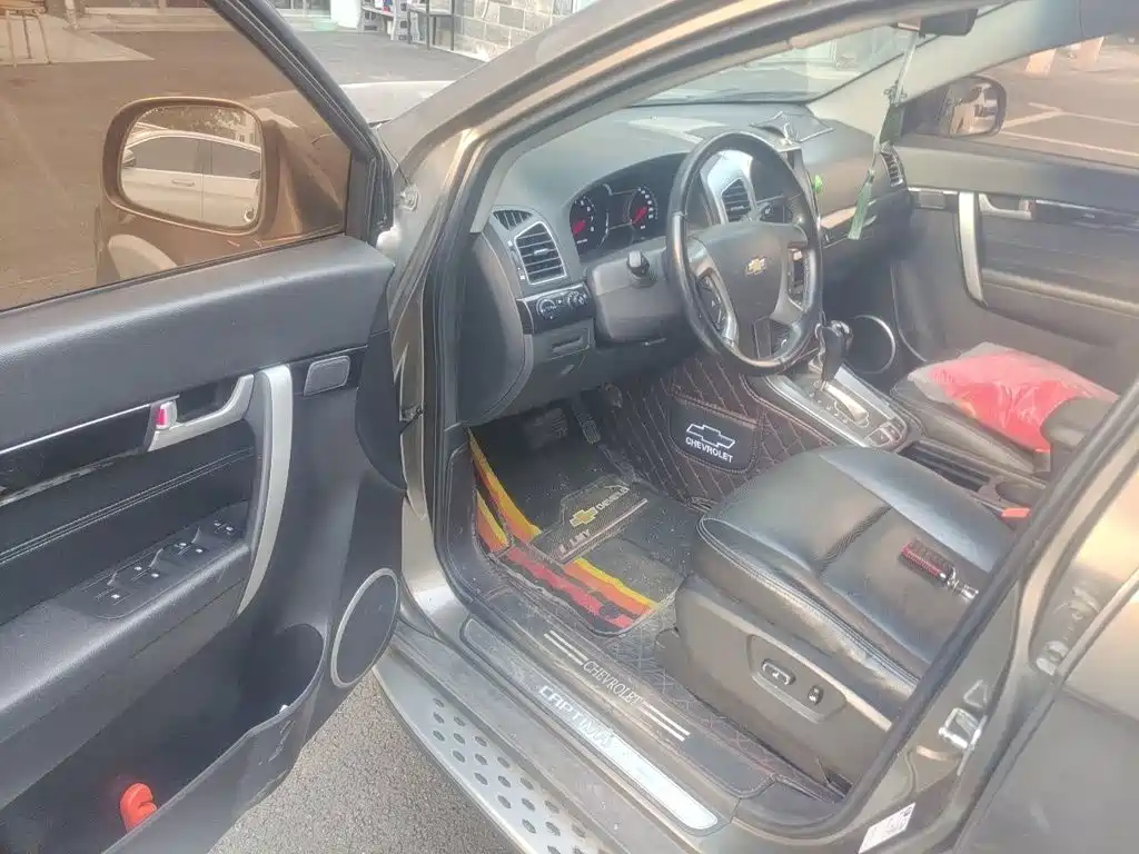 Chevrolet Captiva — миниатюра 14