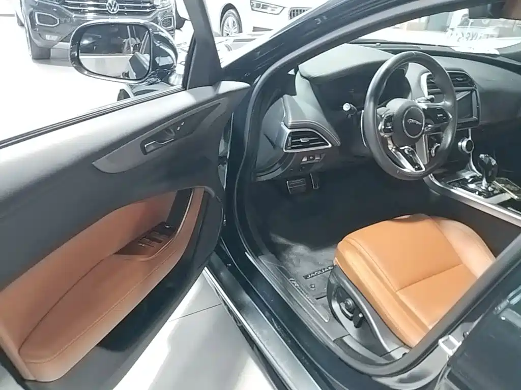 Jaguar XEL — миниатюра 16