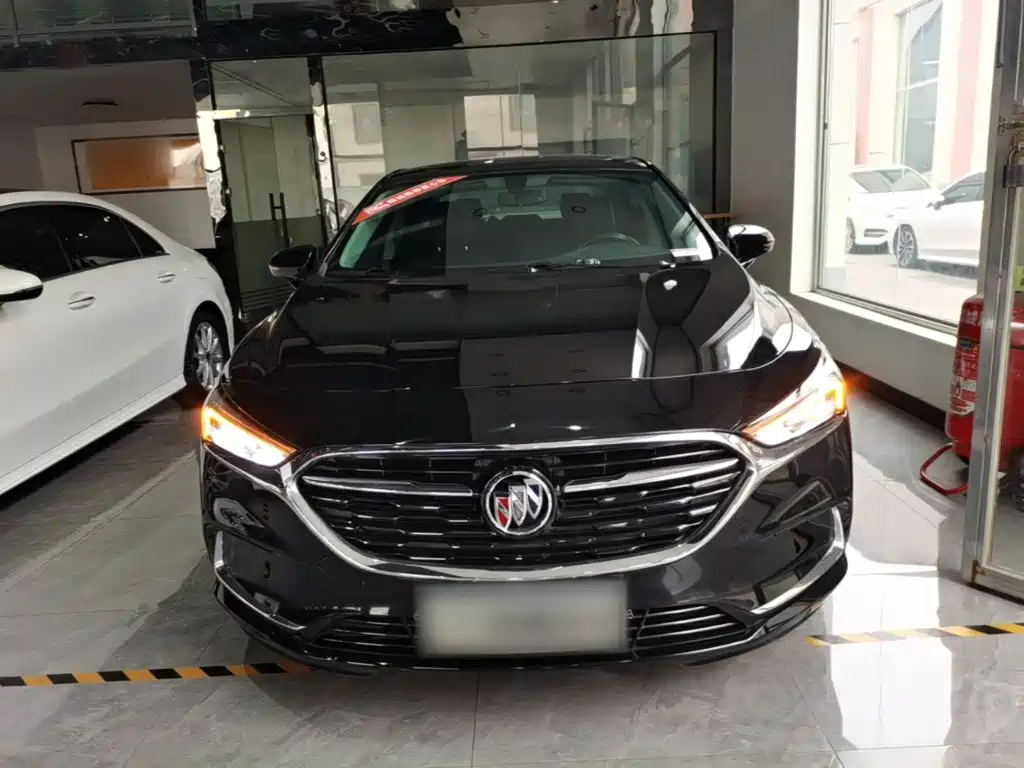 Buick LaCrosse — миниатюра 3