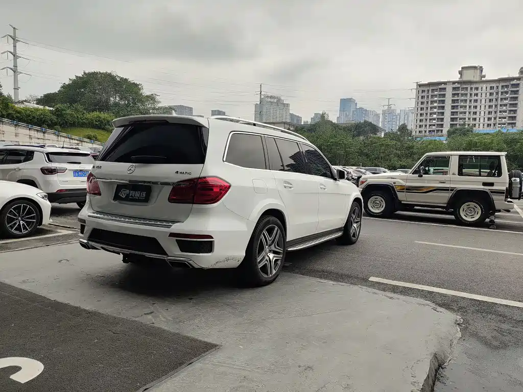 Mercedes-Benz GL-Class — миниатюра 17
