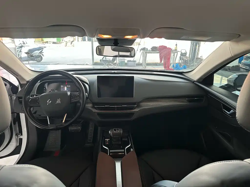 Hongqi Hongqi E-QM5 — миниатюра 9