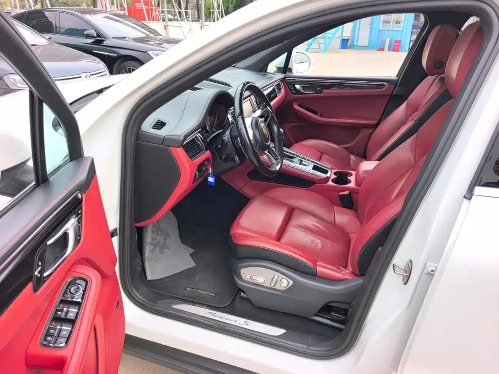 Porsche Macan — миниатюра 17
